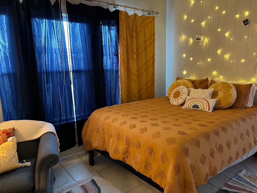 Full size bedroom with queen sized bed