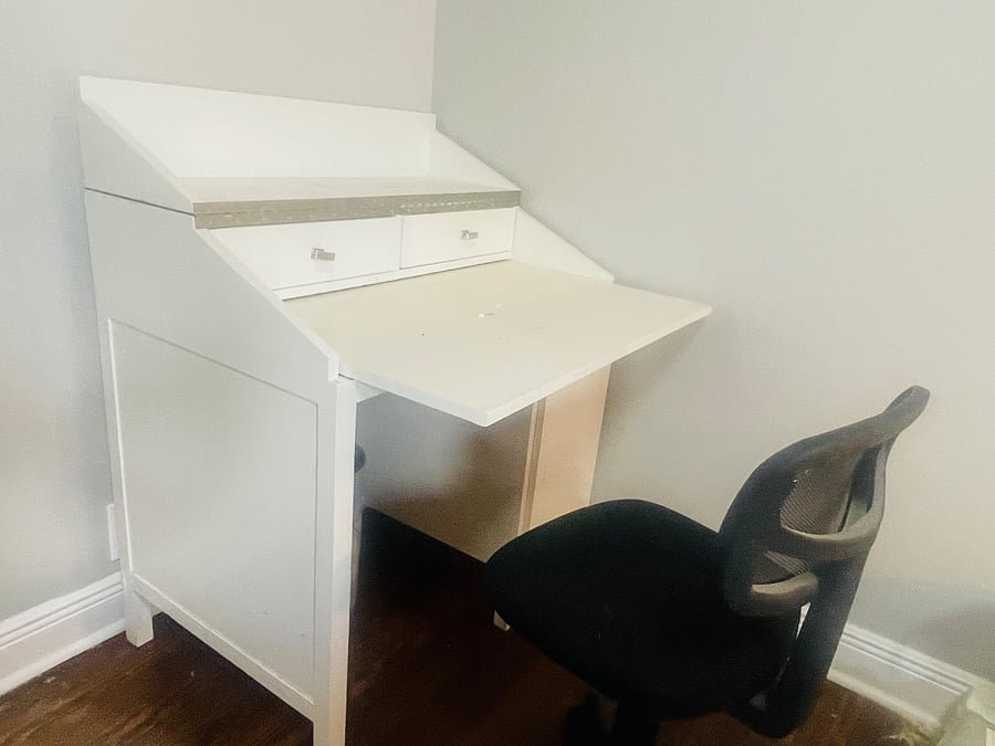 Plenty of space for your laptop, and secretary desk closes to keep your work space out of the way while resting.