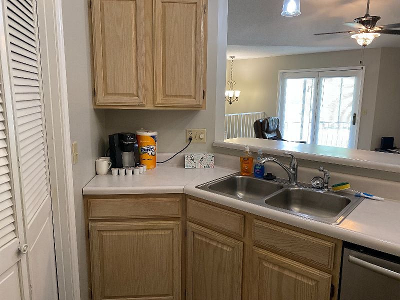 Furnished Finder property 303326_1 photo 16