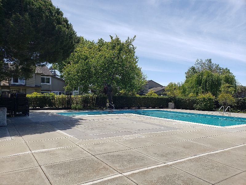 Furnished Finder property 303450_3 photo 10