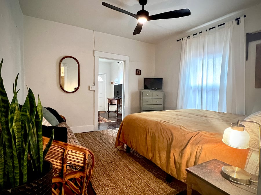 Furnished Finder property 303500_1 photo 3