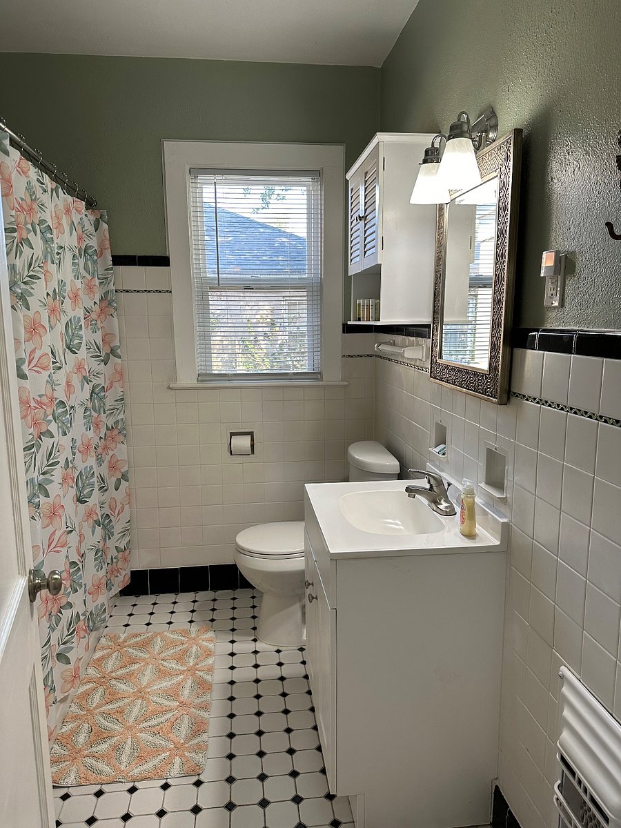 Furnished Finder property 303507_1 photo 16