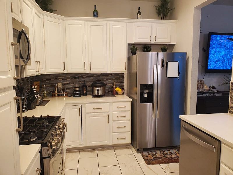 Furnished Finder property 303647_2 photo 6