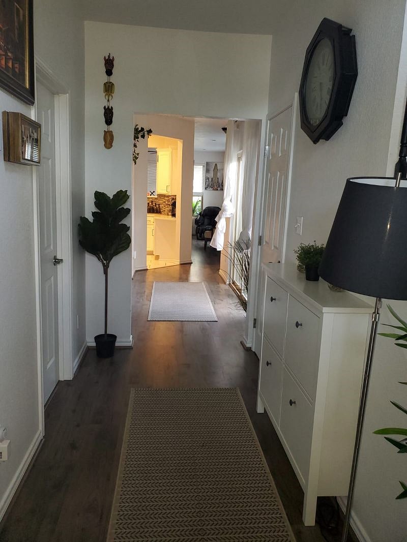 Furnished Finder property 303647_2 photo 8