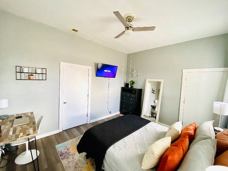 Furnished Finder property 303718_3 photo 2