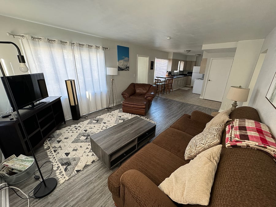 Furnished Finder property 303798_2 photo 6