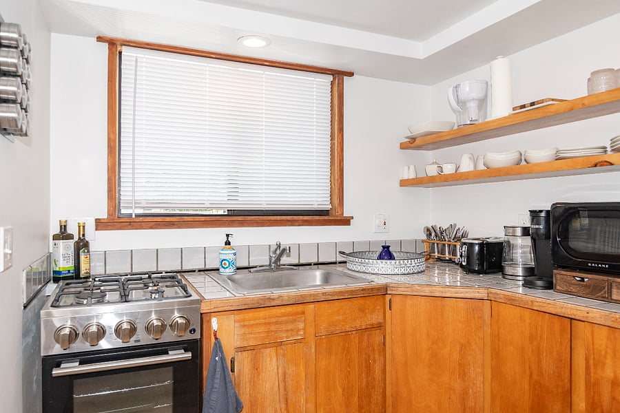 Furnished Finder property 303809_2 photo 7