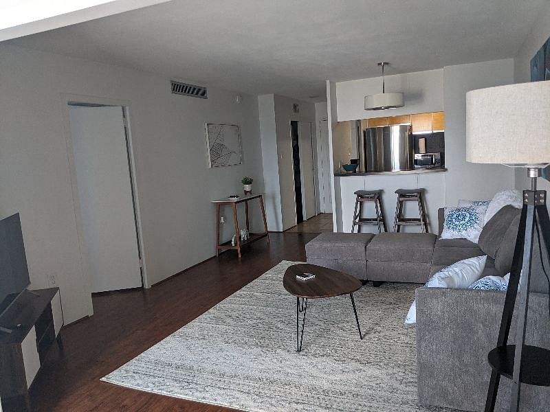 Furnished Finder property 304058_1 photo 4