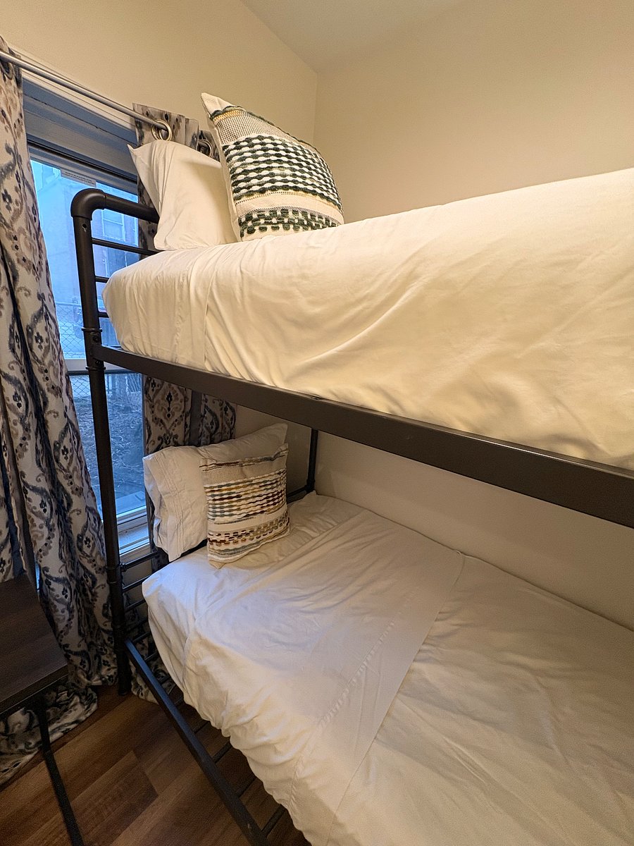Furnished Finder property 304095_1 photo 26