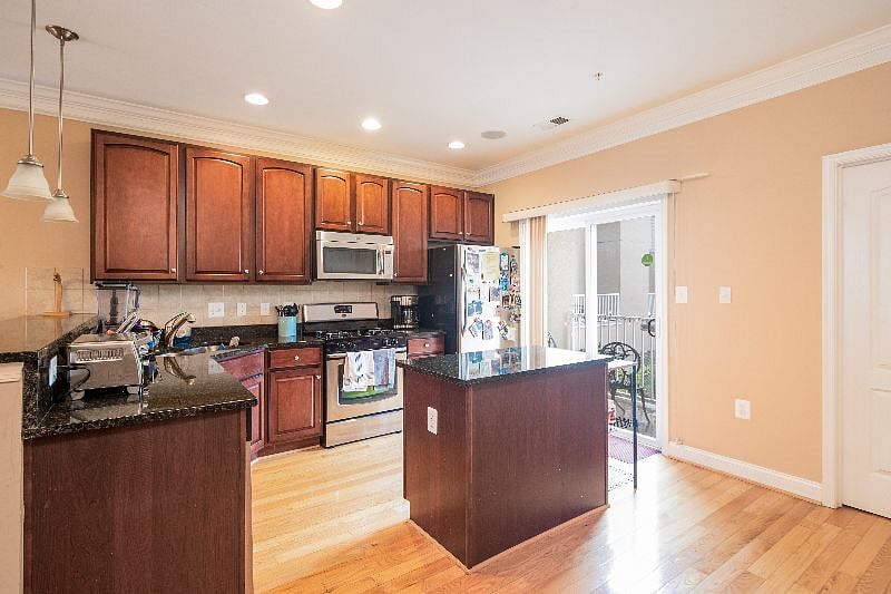 Furnished Finder property 304104_1 photo 19
