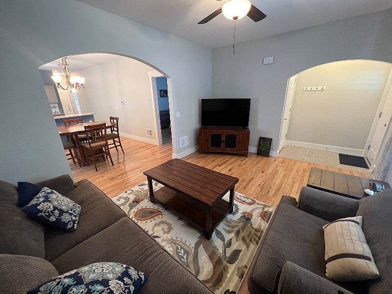 Furnished Finder property 304147_2 photo 6