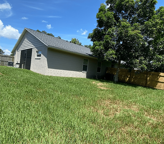 Furnished Finder property 304208_1 photo 3