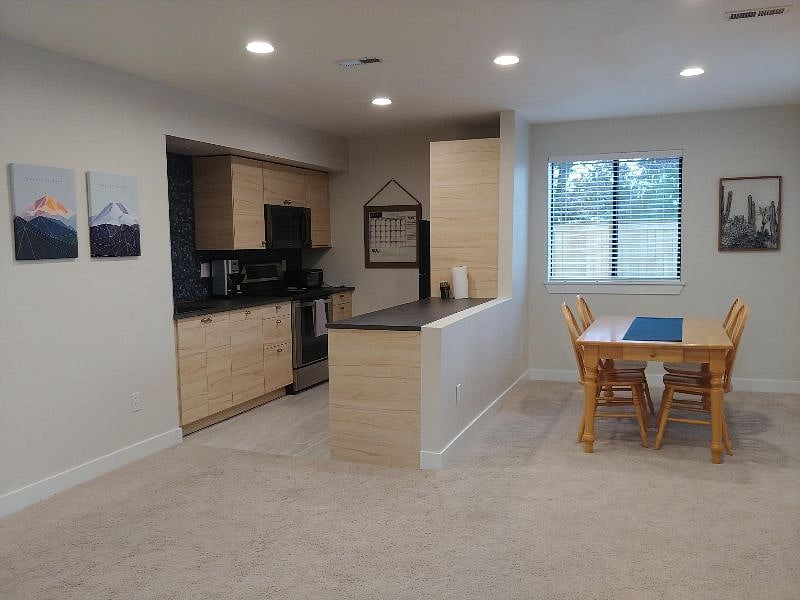 Furnished Finder property 304290_1 photo 6