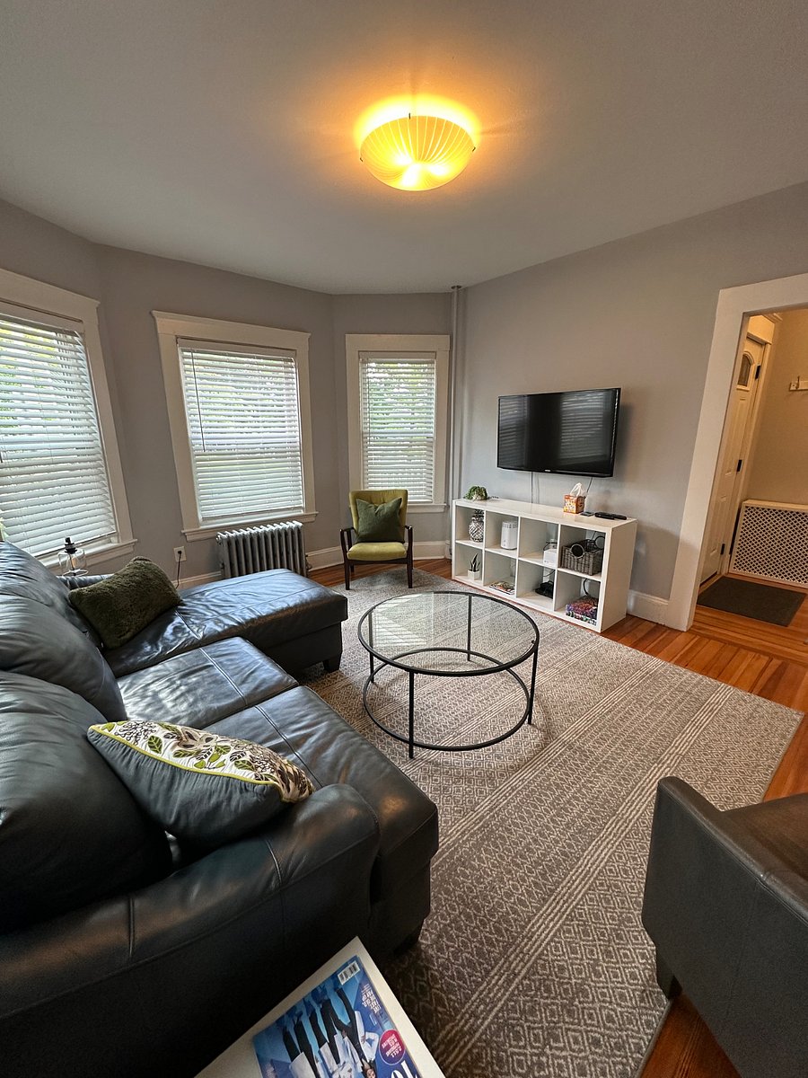Furnished Finder property 304326_1 photo 3