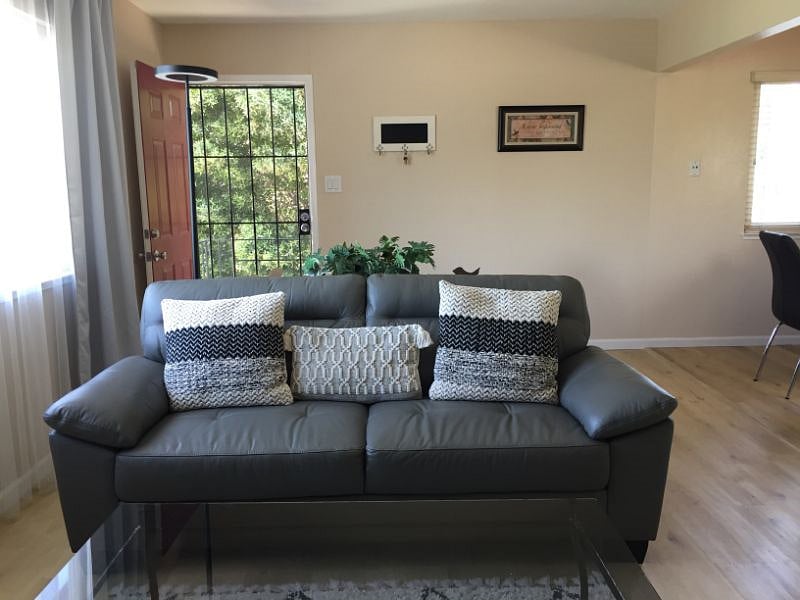 Furnished Finder property 304387_1 photo 3