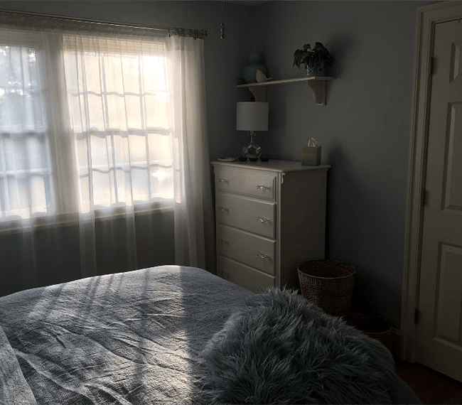 Guest bedroom