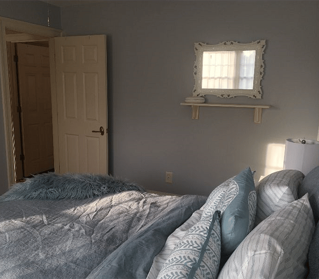 Guest bedroom