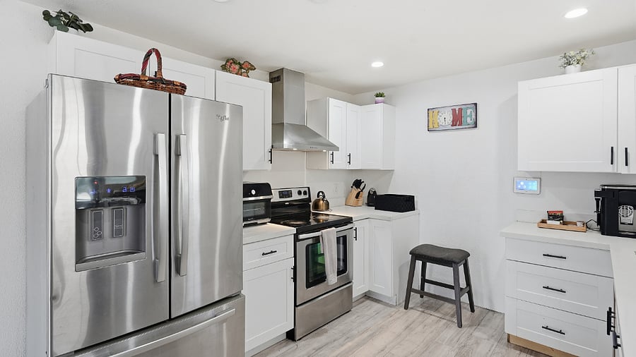 Furnished Finder property 304496_3 photo 16