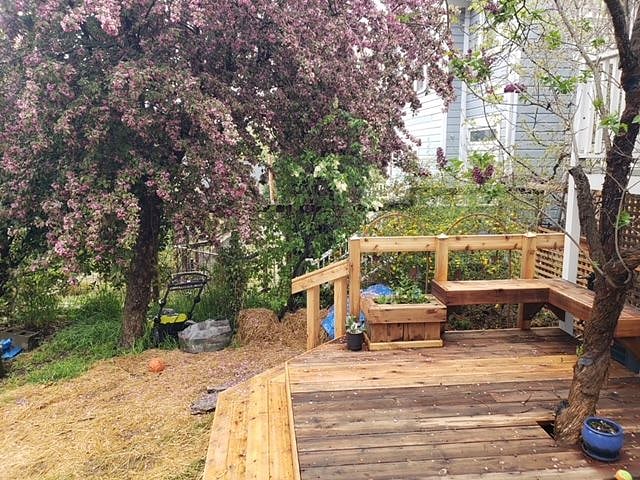 Plenty of backyard space to relax...