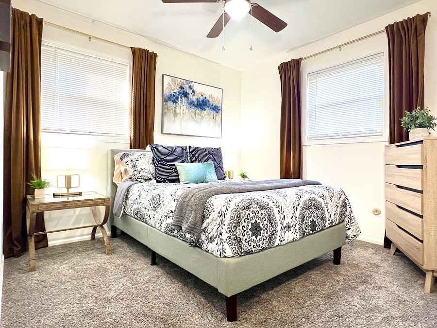 Full bedroom number 2.
