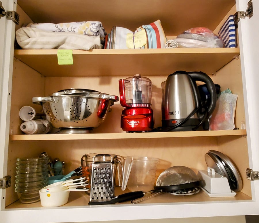 Everything you need to bake, make tea, colanders, tea kettle, scale, food processor, cheese grater etc