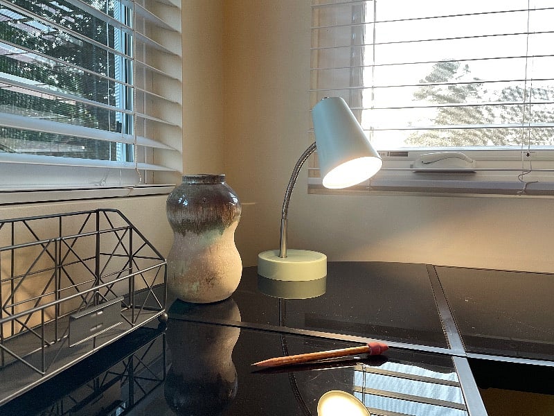 Dedicated workspace with country views