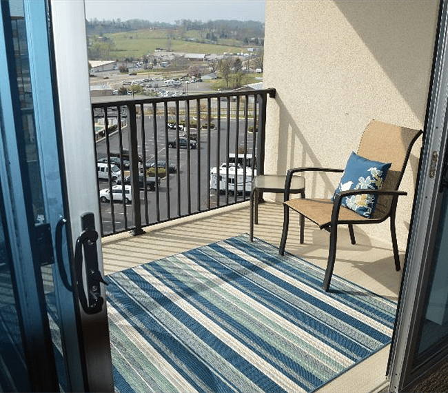 Balcony!