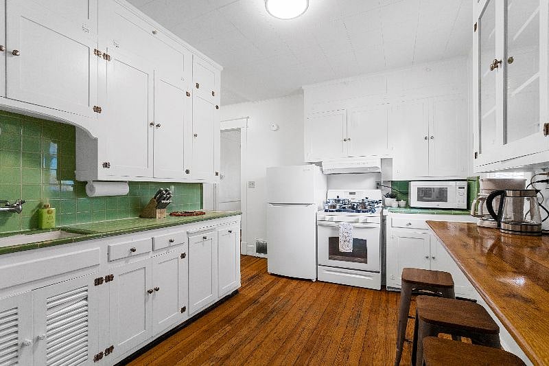 Furnished Finder property 304962_1 photo 15