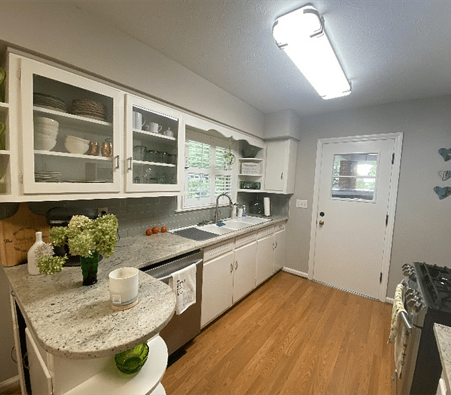 Furnished Finder property 305091_1 photo 4