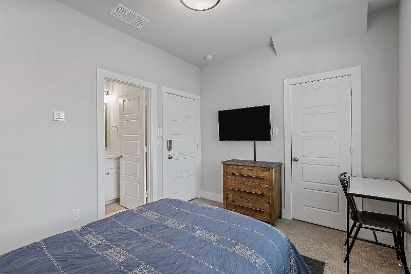 Furnished Finder property 305141_1 photo 14