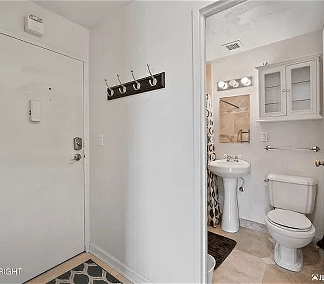Furnished Finder property 305164_1 photo 4