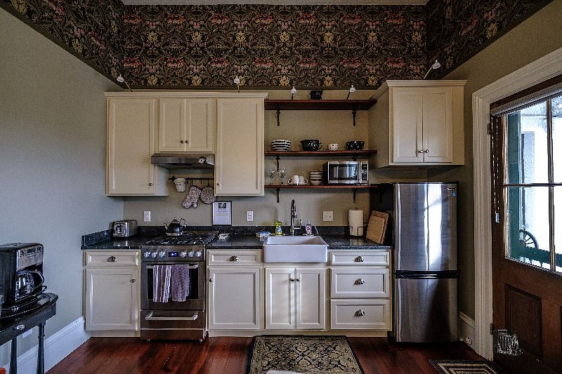 Furnished Finder property 305165_1 photo 3