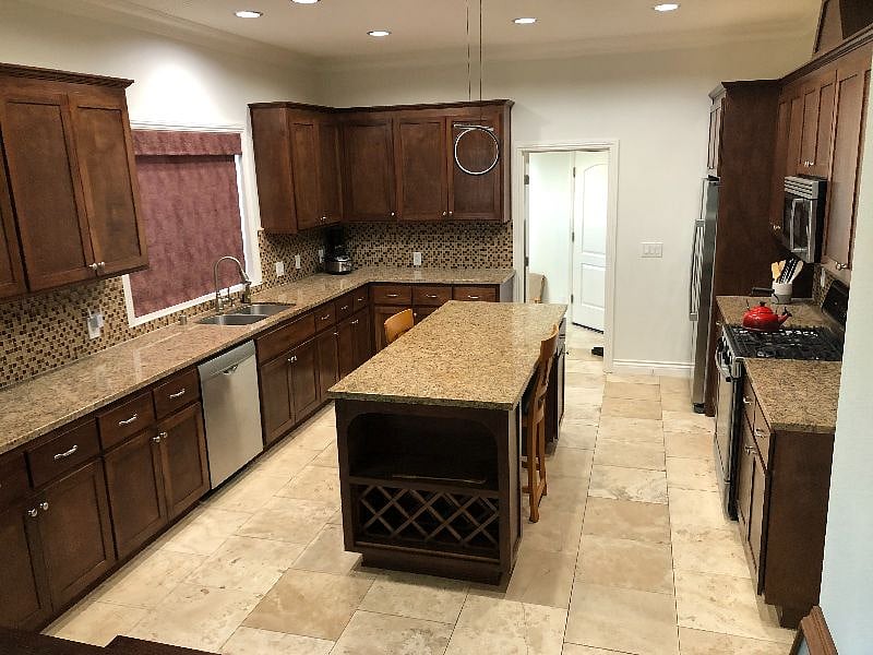 Furnished Finder property 305189_1 photo 8