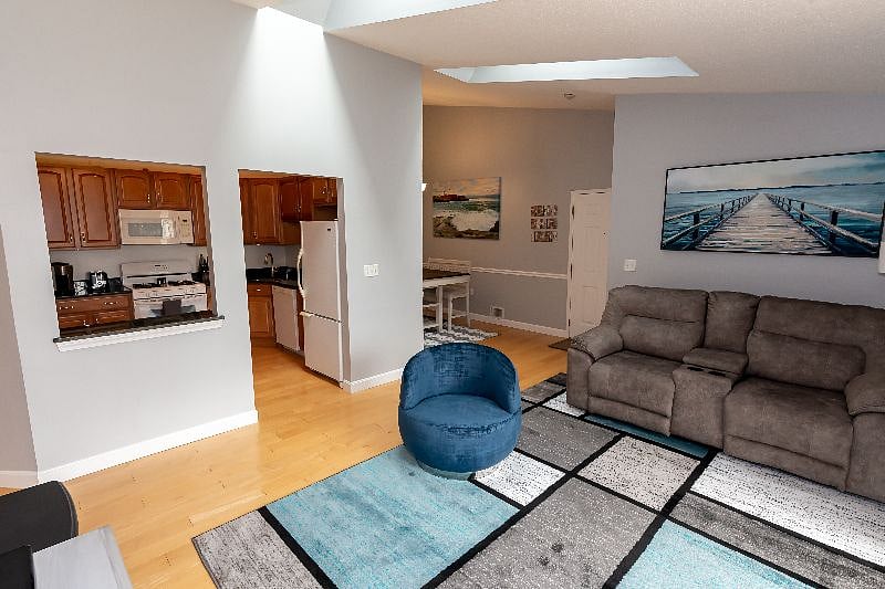 Furnished Finder property 305204_2 photo 6