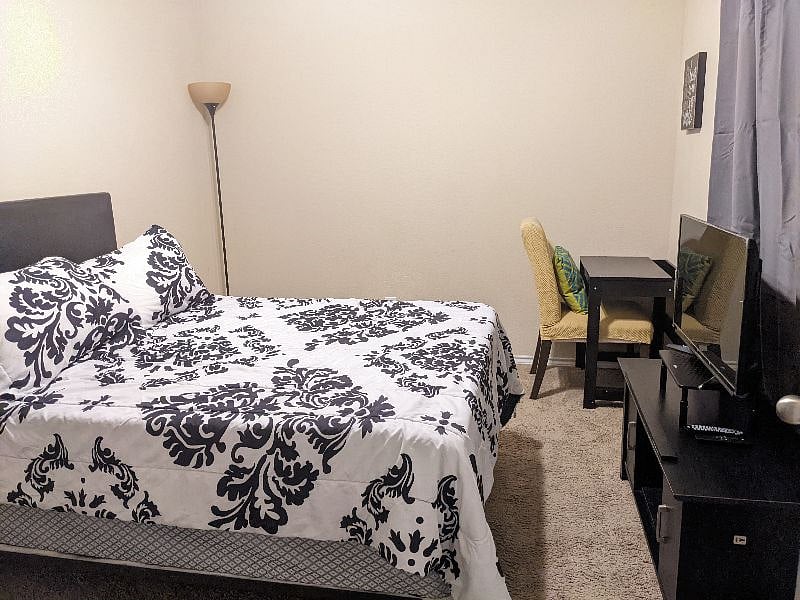 Furnished Finder property 305332_1 photo 8