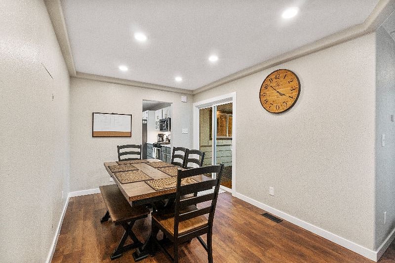 Furnished Finder property 305433_3 photo 16