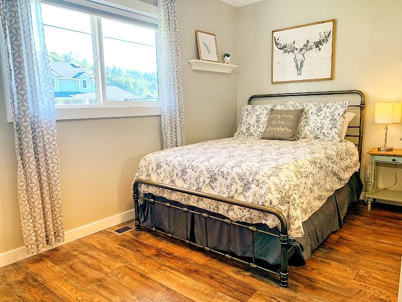 Furnished Finder property 305433_3 photo 10