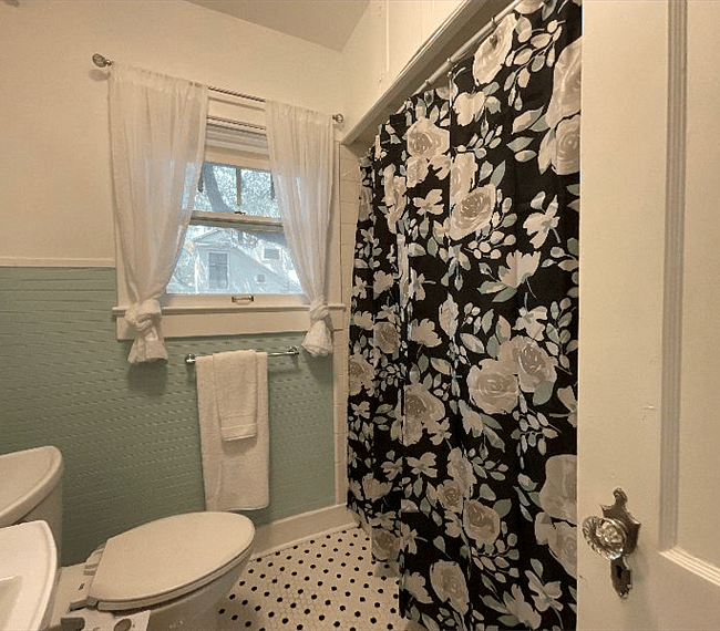 Furnished Finder property 305438_1 photo 12