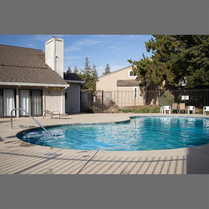 Furnished Finder property 305455_1 photo 14