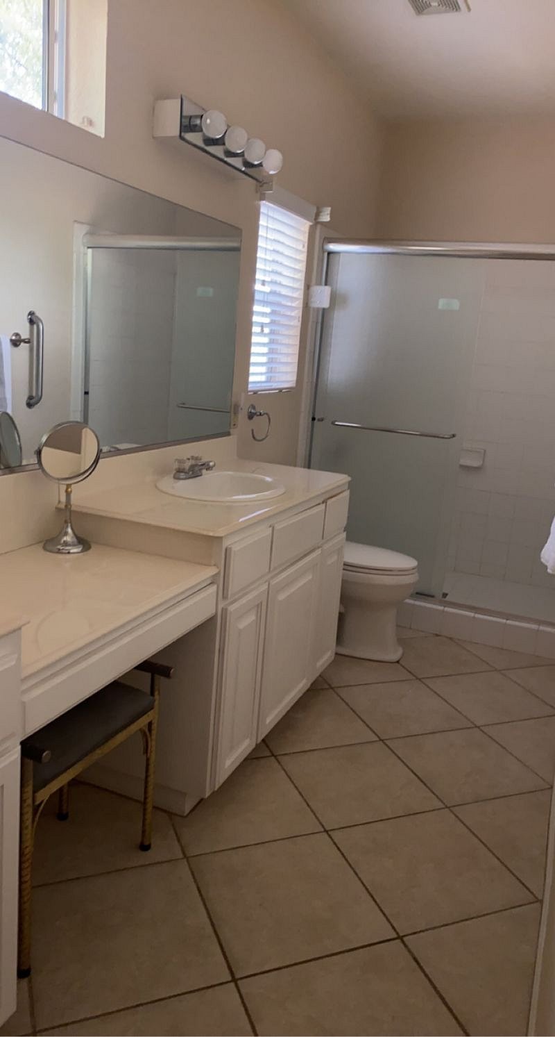 Furnished Finder property 305539_1 photo 11