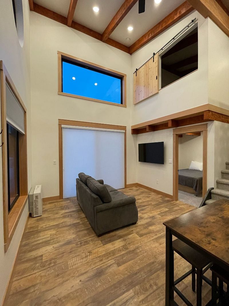 Furnished Finder property 305545_5 photo 2