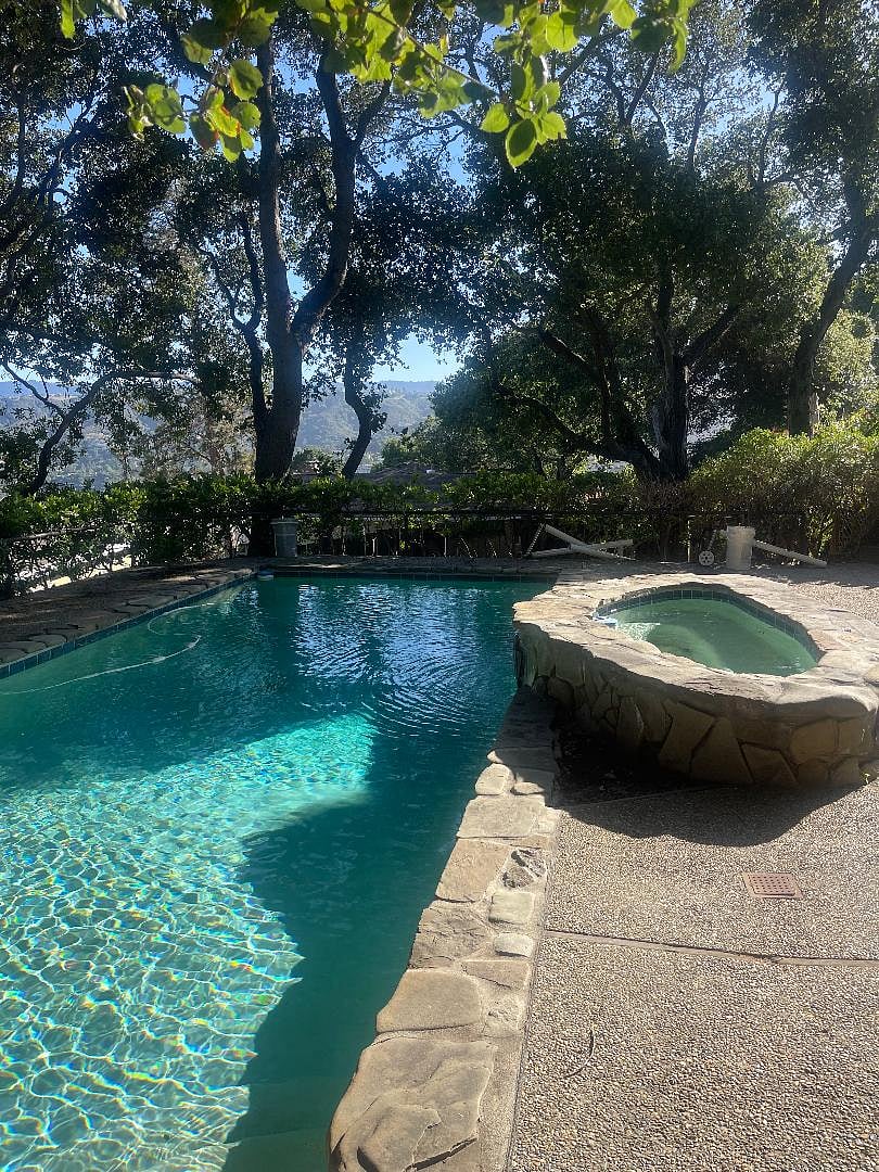 Furnished Finder property 305555_1 photo 16
