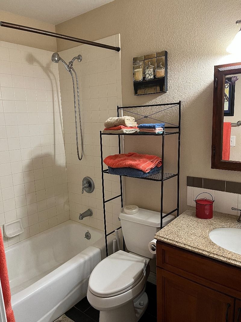 Furnished Finder property 305556_1 photo 8