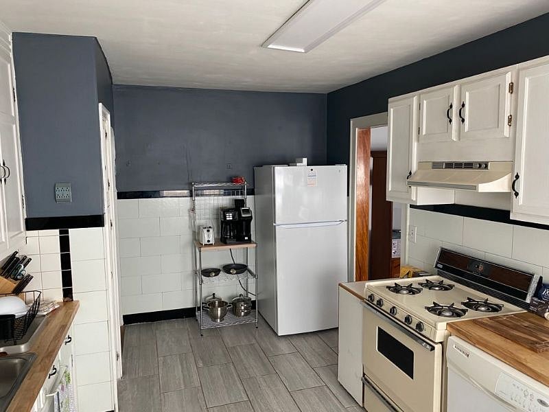 Furnished Finder property 305565_1 photo 12