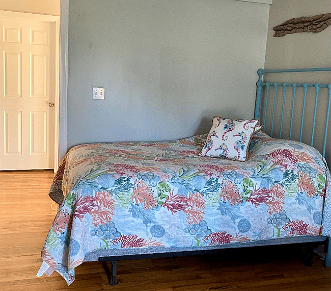 Third Bedroom features Full Size Bed