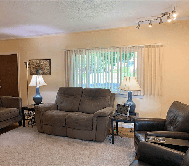 Furnished Finder property 305584_1 photo 5