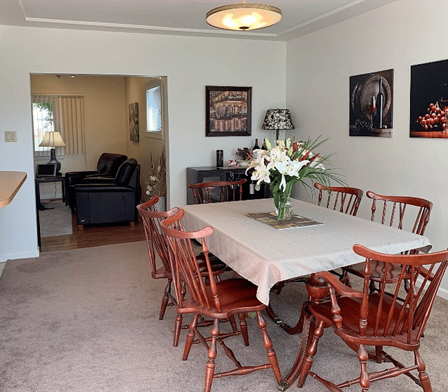 Furnished Finder property 305584_1 photo 7