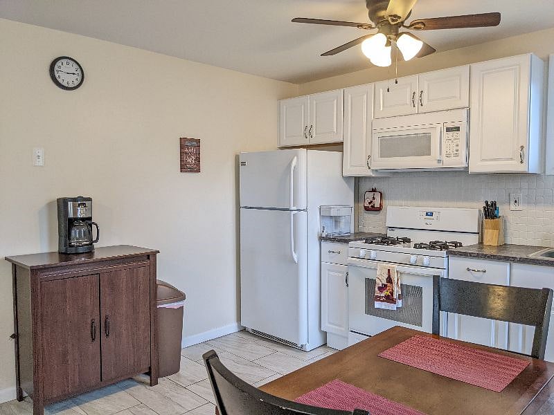 Furnished Finder property 305585_1 photo 17