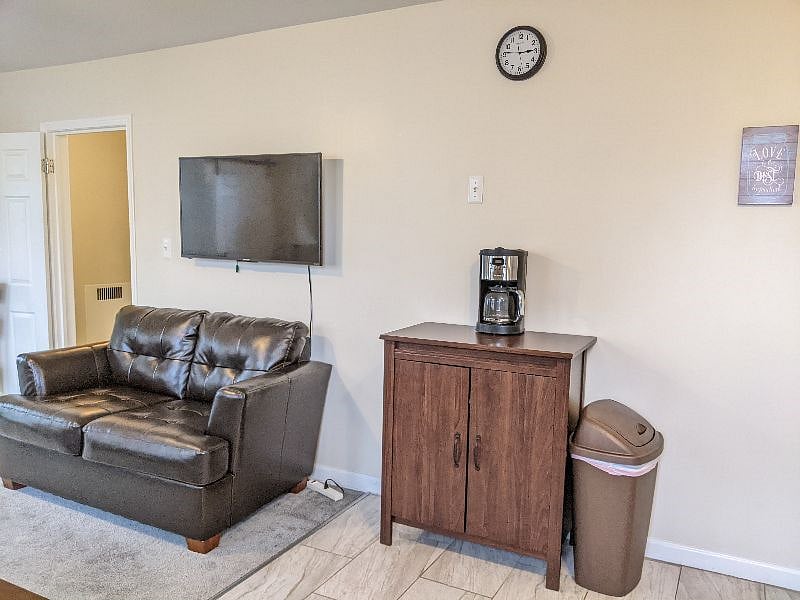 Furnished Finder property 305585_1 photo 18