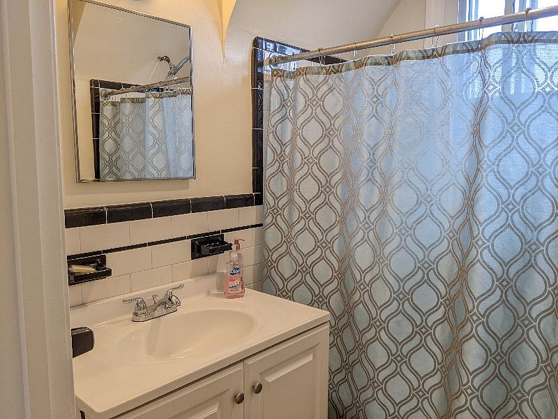 Furnished Finder property 305585_1 photo 22